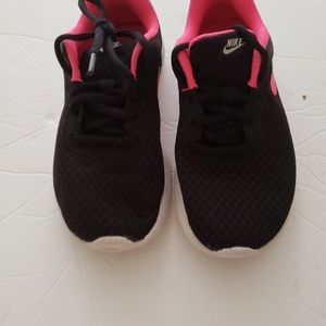 Kids sneakers